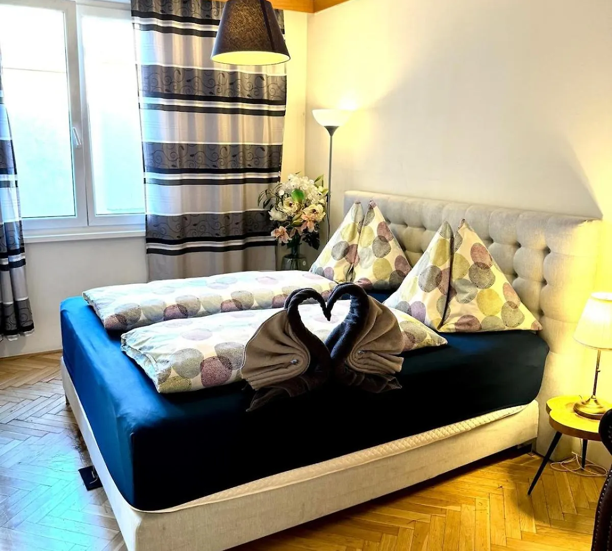 Central View Vienna 92 Sq M 3 Bd Apartment