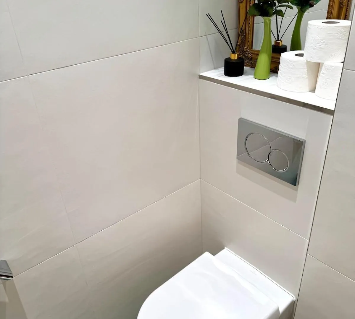 Central View Vienna 92 Sq M 3 Bd Apartment 0*,