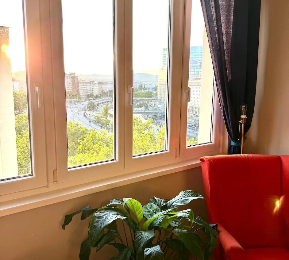 Central View Vienna 92 Sq M 3 Bd Apartment