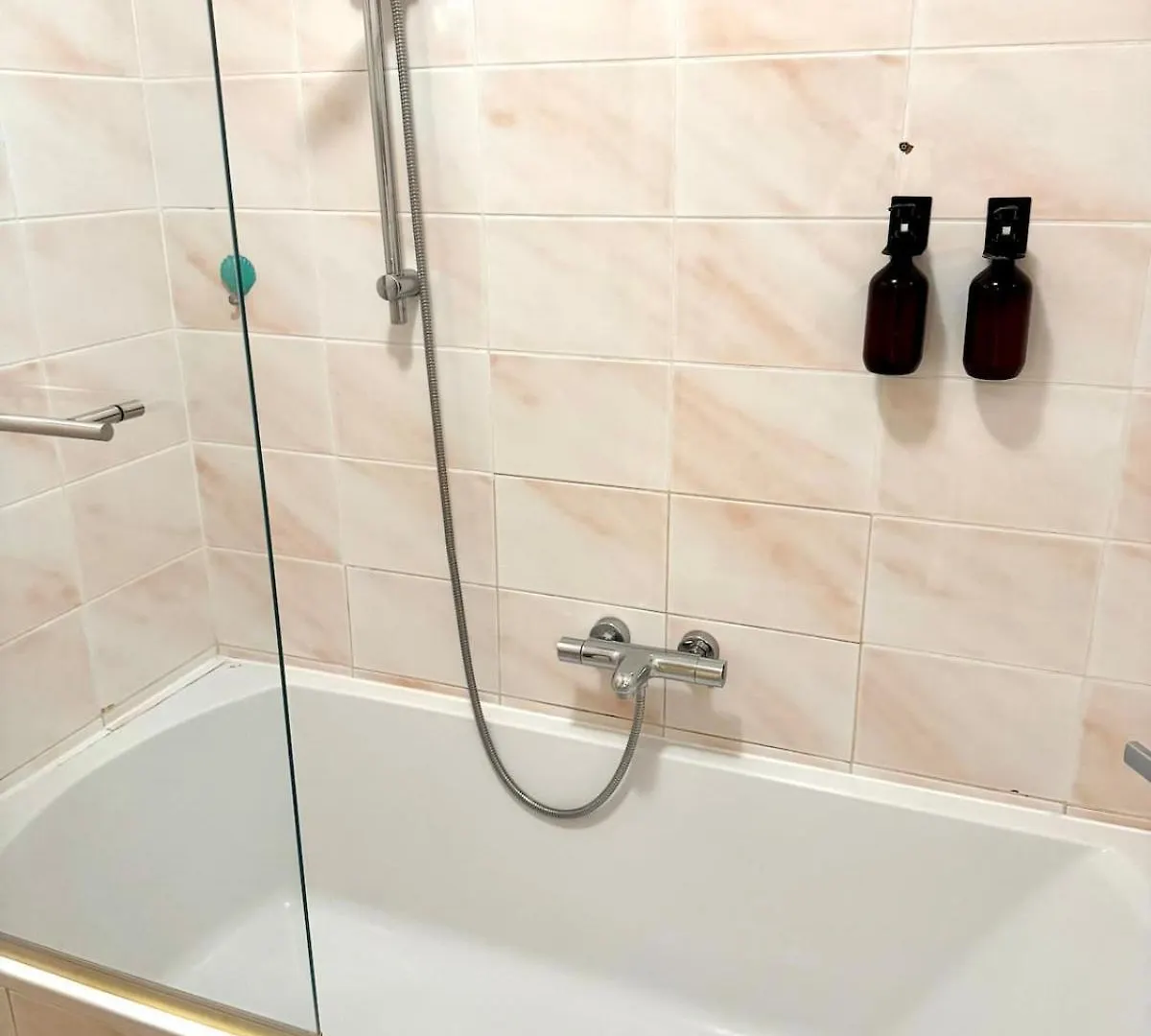 Central View Vienna 92 Sq M 3 Bd Apartment