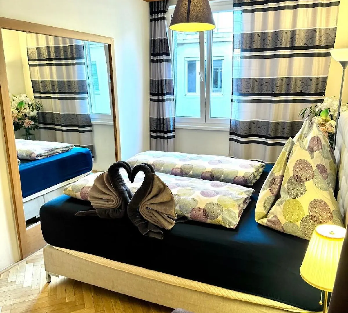 Central View Vienna 92 Sq M 3 Bd Apartment