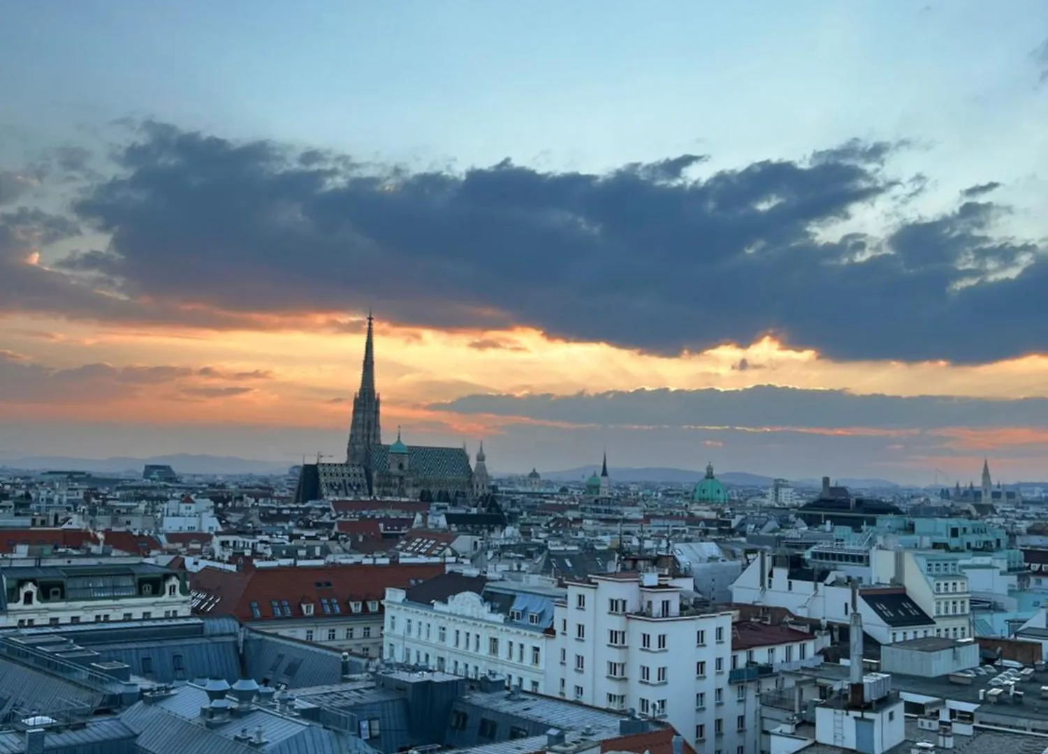 Central View Vienna 92 Sq M 3 Bd Apartment